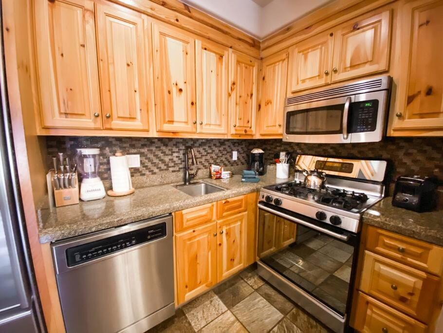 2 Bedroom Condominium - Luxury Skiin And Out Telluride Exterior photo