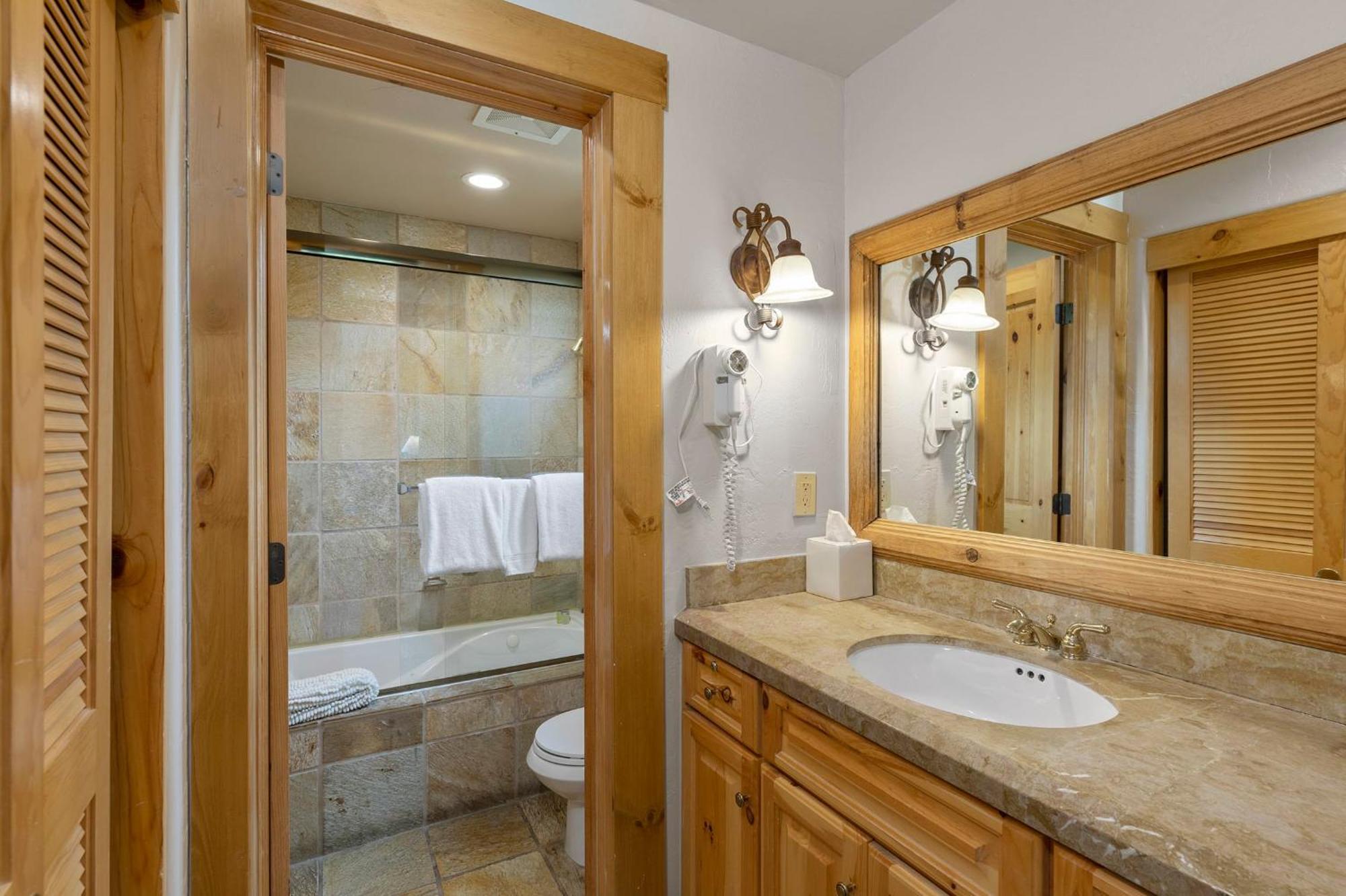 2 Bedroom Condominium - Luxury Skiin And Out Telluride Exterior photo
